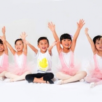 Little Duck Dance and Arts Academy (Ballet & Jazz) 小鴨子舞蹈藝術學院 (芭蕾爵士舞) - 太子分校